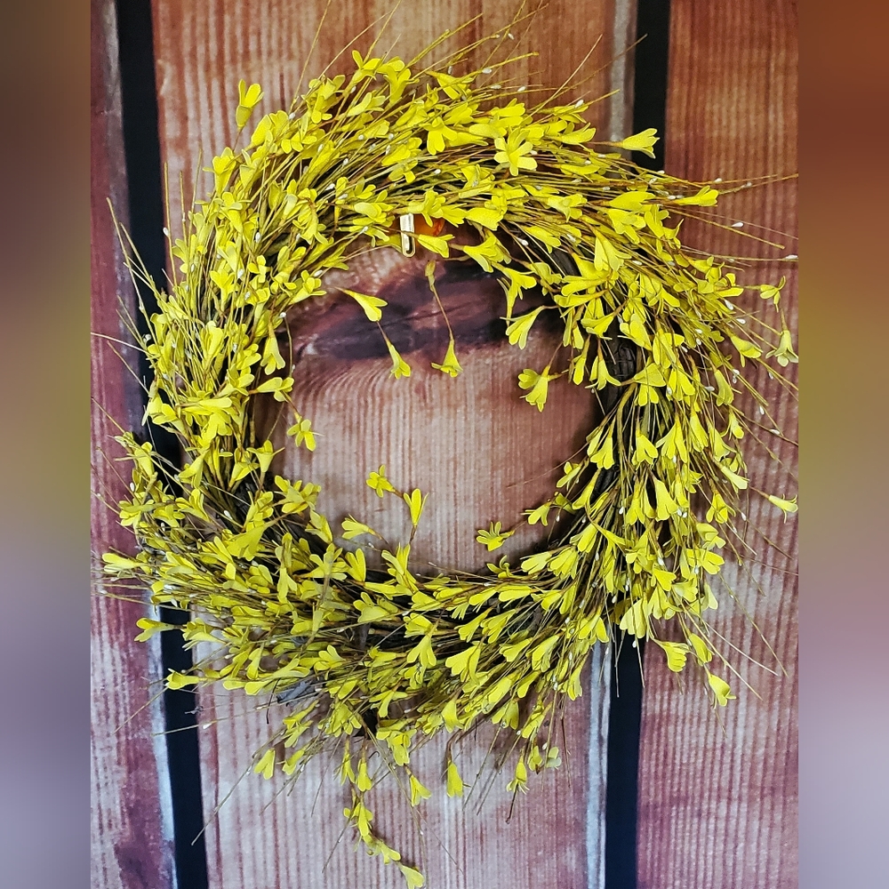 beautiful classic simple elegant yellow blooming forsythia twig wreath